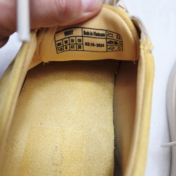 Vionic Winny Butter Yellow Leather Lace-Up Sneakers - Picture 8 of 9